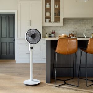 MeacoFan_Sefte_Pedestal_lifestyle_1