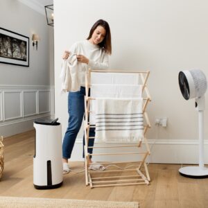 MeacoFan_Sefte_Pedestal_lifestyle_22