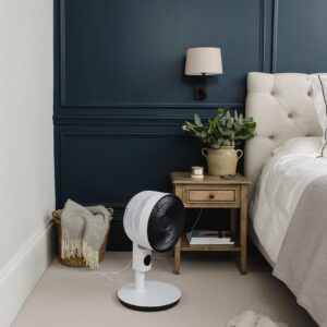 MeacoFan_Sefte_Pedestal_lifestyle_8