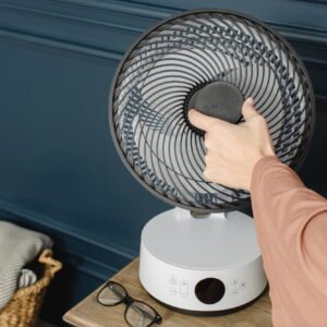 MeacoFan_Sefte_Table_lifestyle_12