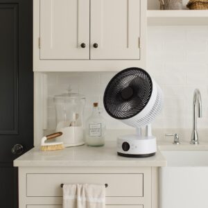 MeacoFan_Sefte_Table_lifestyle_2